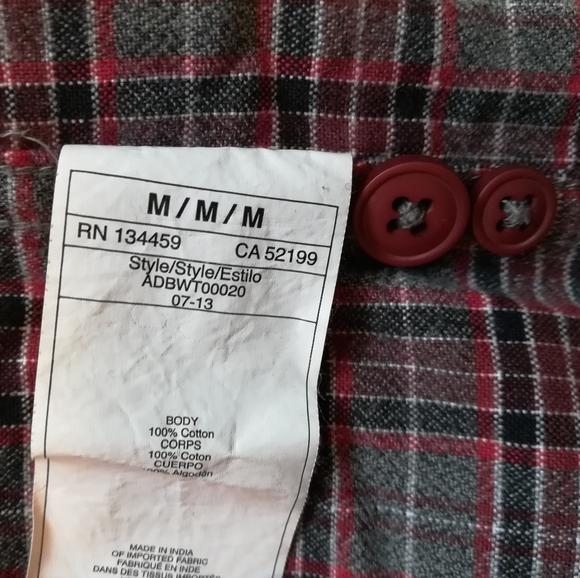 DC Plaid Shirt - Red & Grey Long sleeve Button Down - Picture 6 of 6